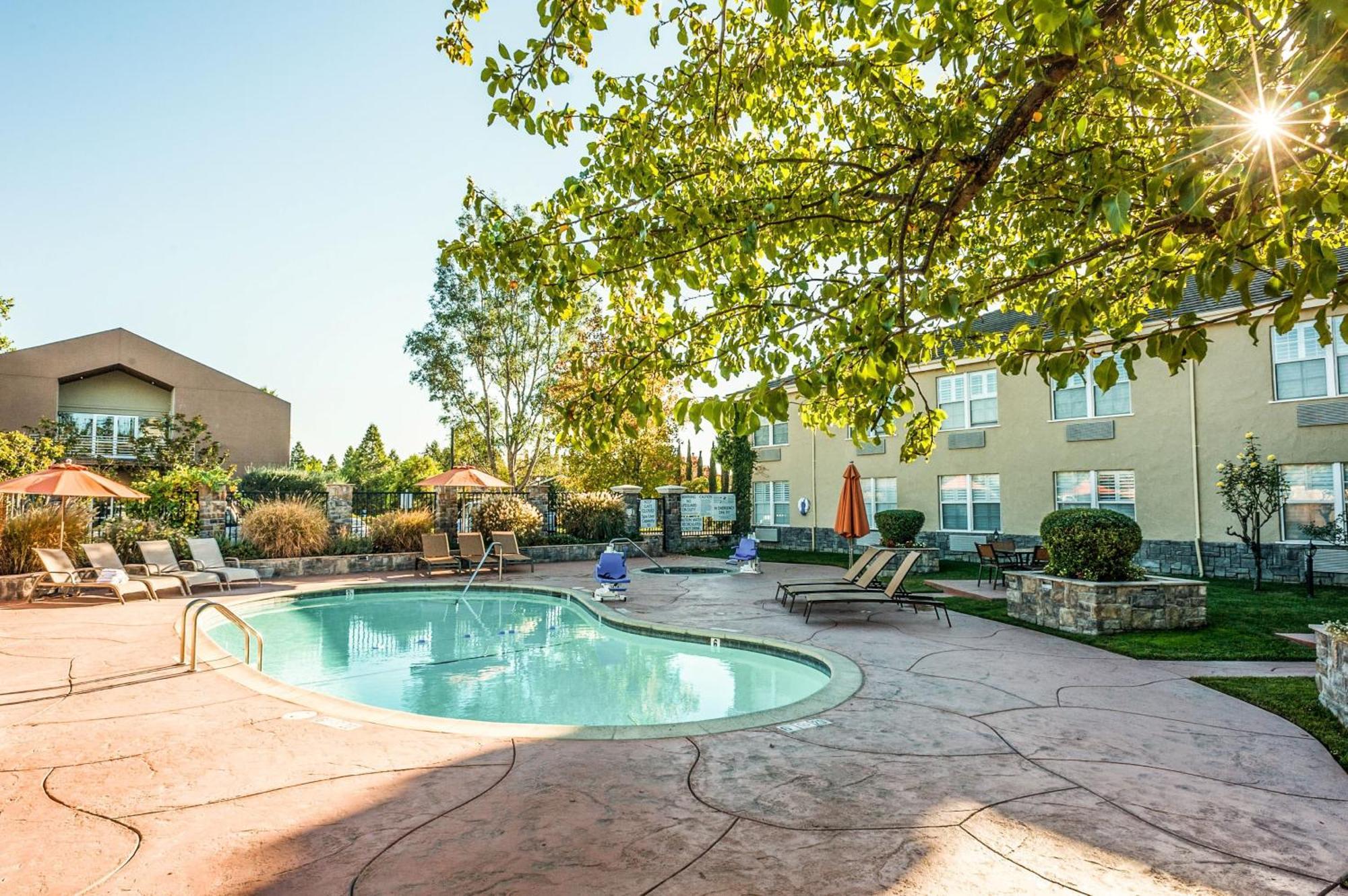 Hotel Indigo Napa Valley By Ihg Dış mekan fotoğraf
