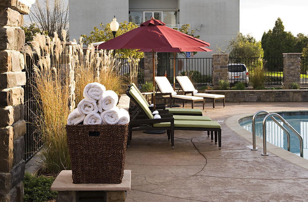 Hotel Indigo Napa Valley By Ihg Dış mekan fotoğraf